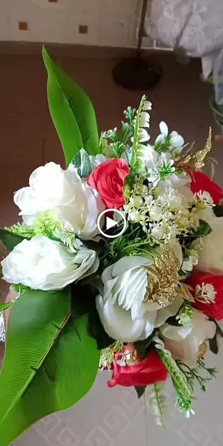 Red and white rose bouquet